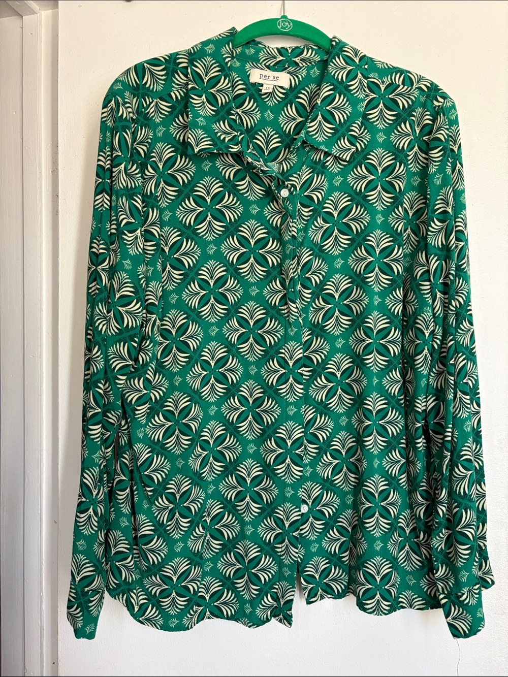 Per Se Emerald Green and White Retro Floral Button-Down Shirt